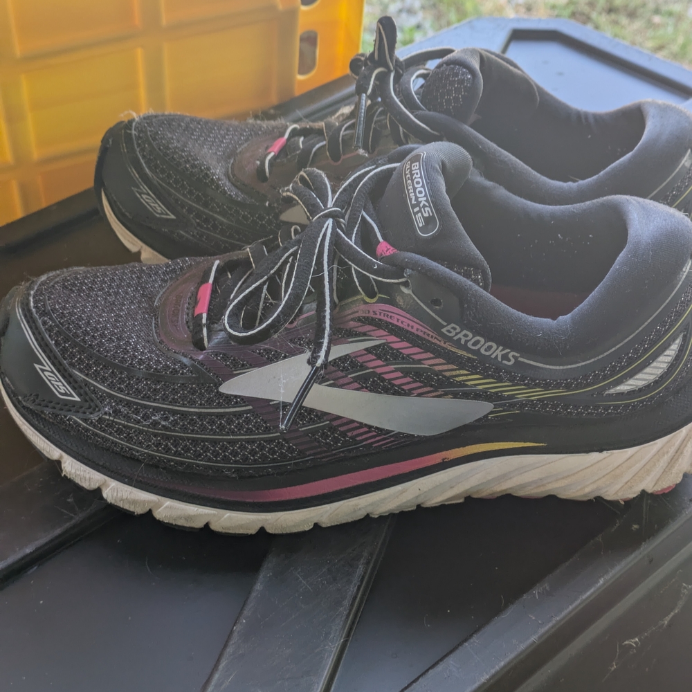 Brooks Women's Black and Pink Running Shoes